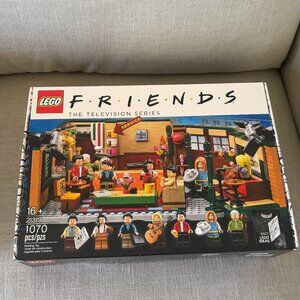 NWT LEGO Ideas Central Perk 21319 Collectable (Sold Out)